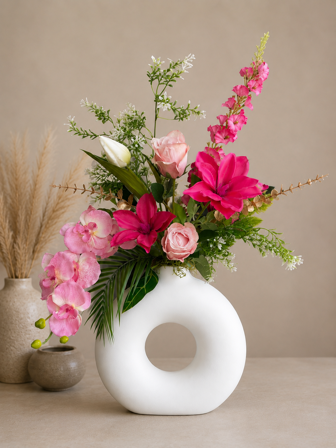 Bloemstuk met Orchideeën & Rozen Inclusief Vaas